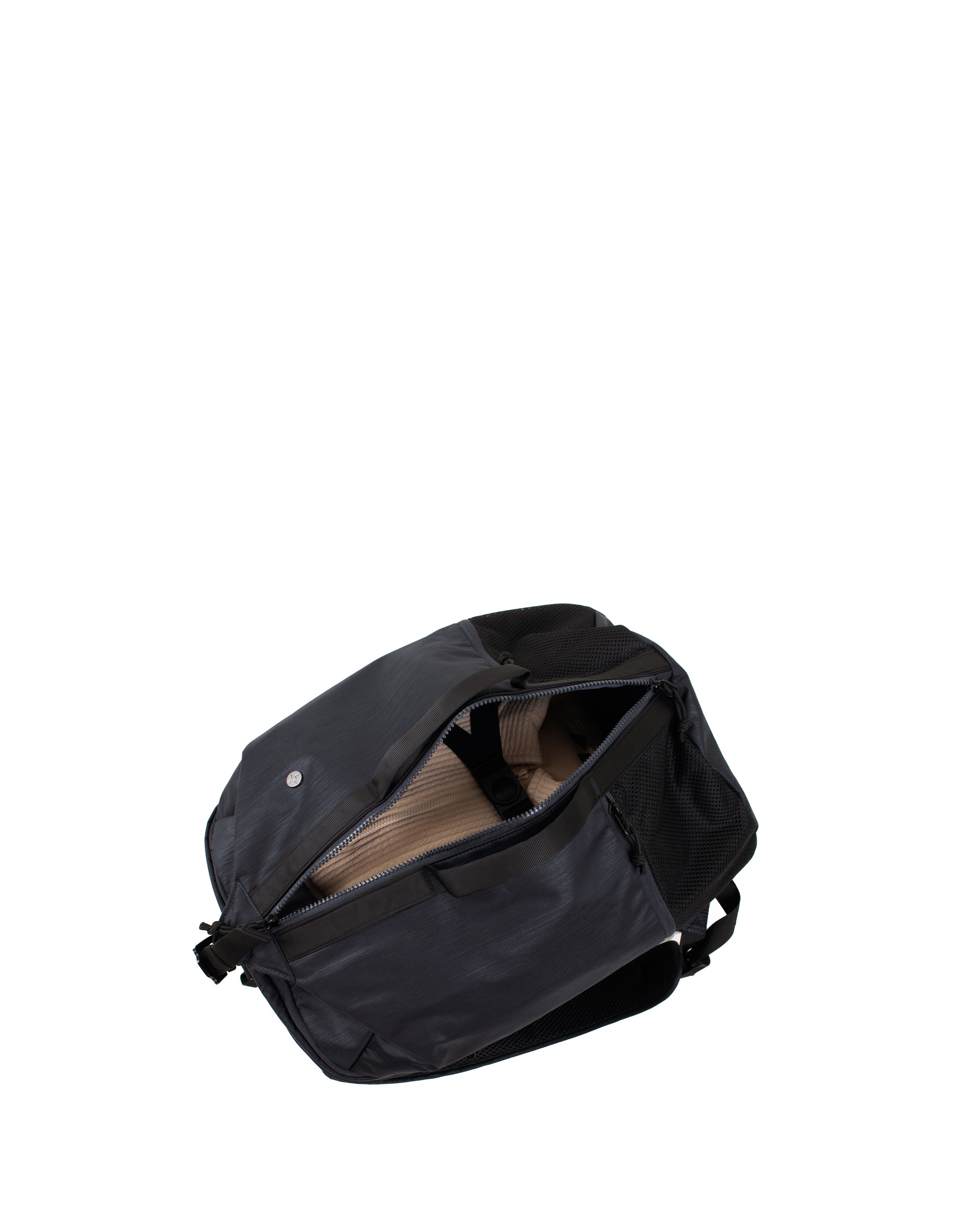 AUCKLAND BACKPACK WORLD TRAVELLER