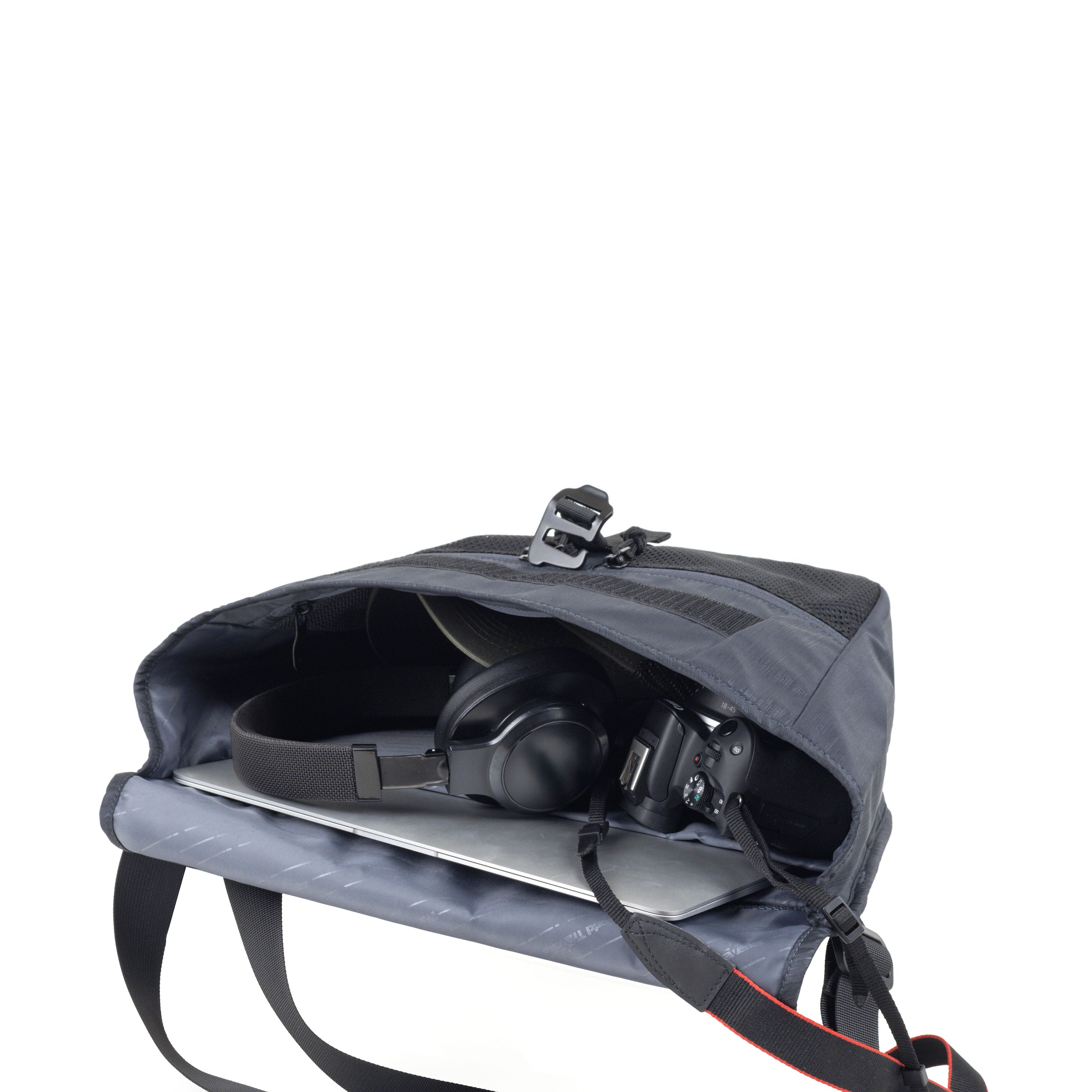 AUCKLAND SLING BAG WORLD TRAVELLER
