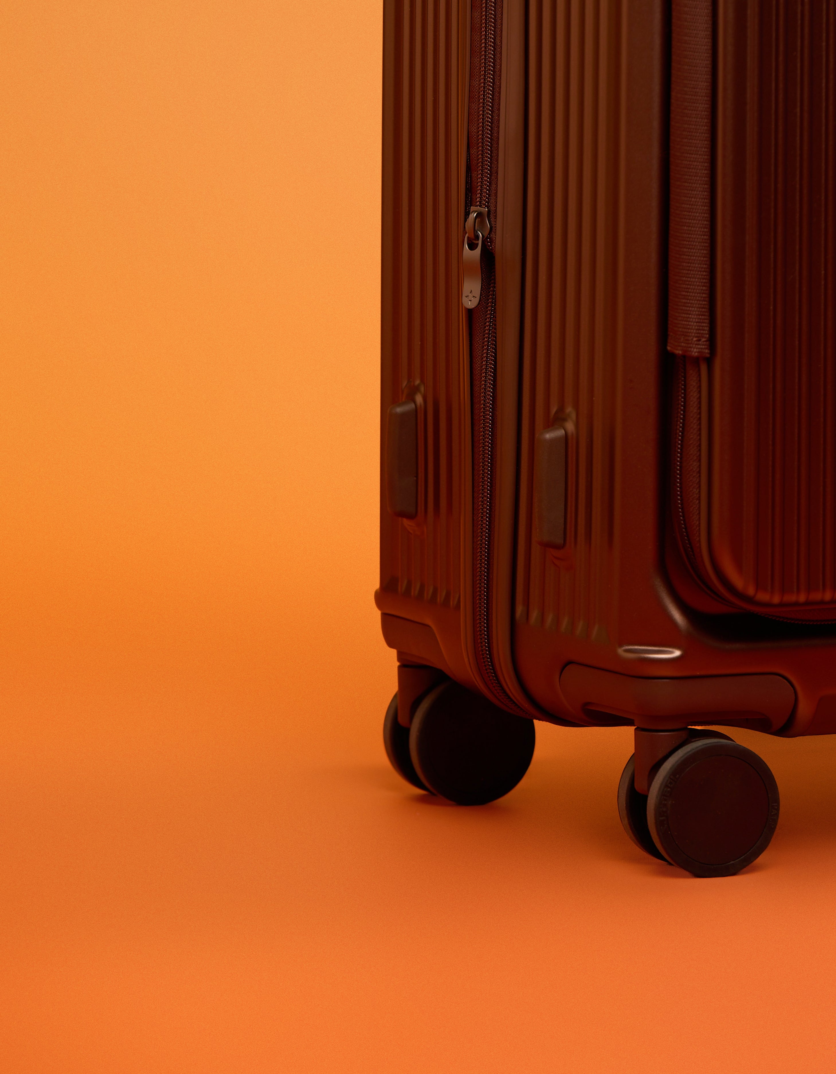 DUBAI PACK-ALL MEDIUM+ WORLD TRAVELLER