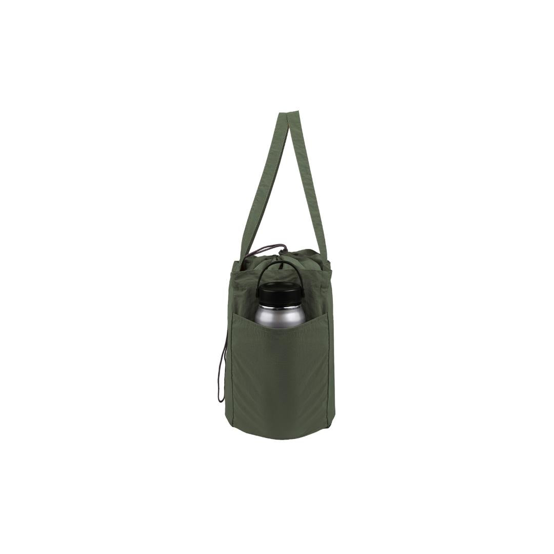 WORLD TRAVELLER Pocket Tote Bag