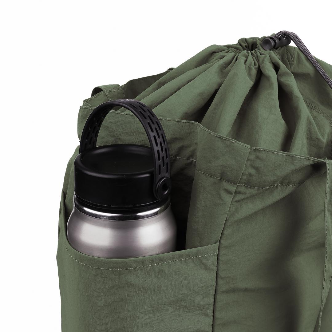 WORLD TRAVELLER Pocket Tote Bag