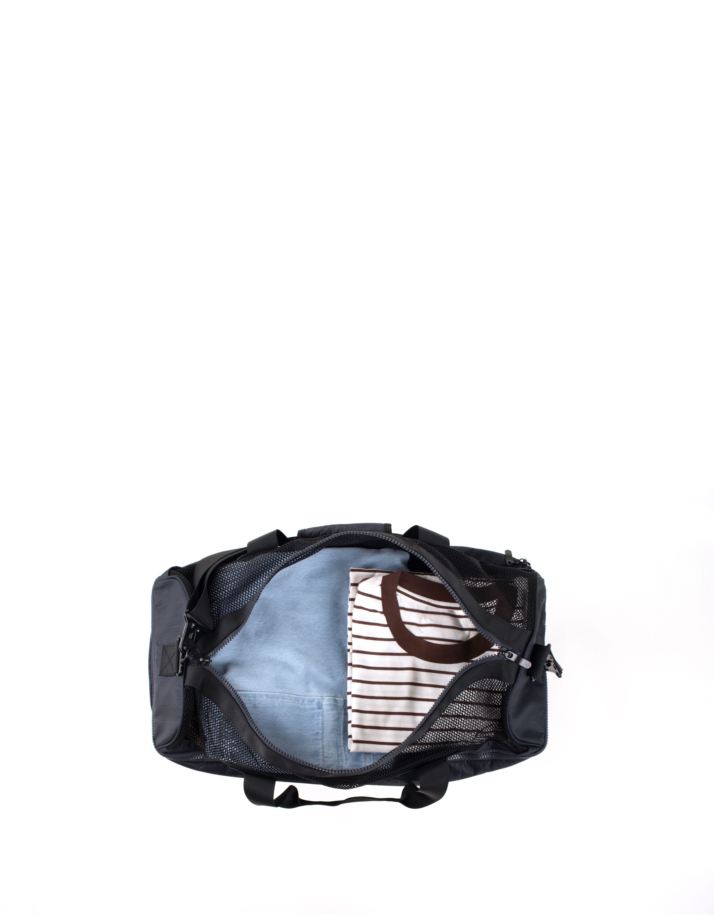 AUCKLAND DUFFLE WORLD TRAVELLER