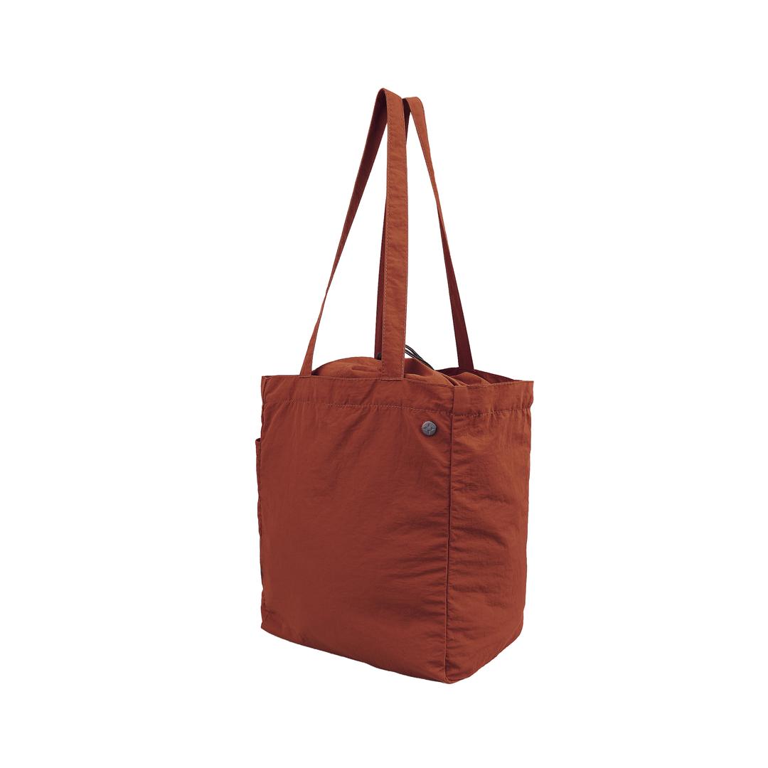 WORLD TRAVELLER Pocket Tote Bag