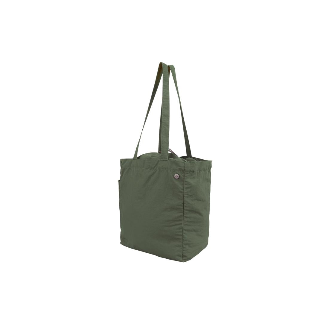 WORLD TRAVELLER Pocket Tote Bag