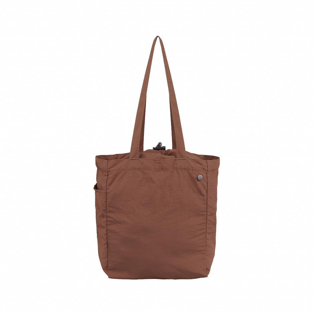 WORLD TRAVELLER Pocket Tote Bag