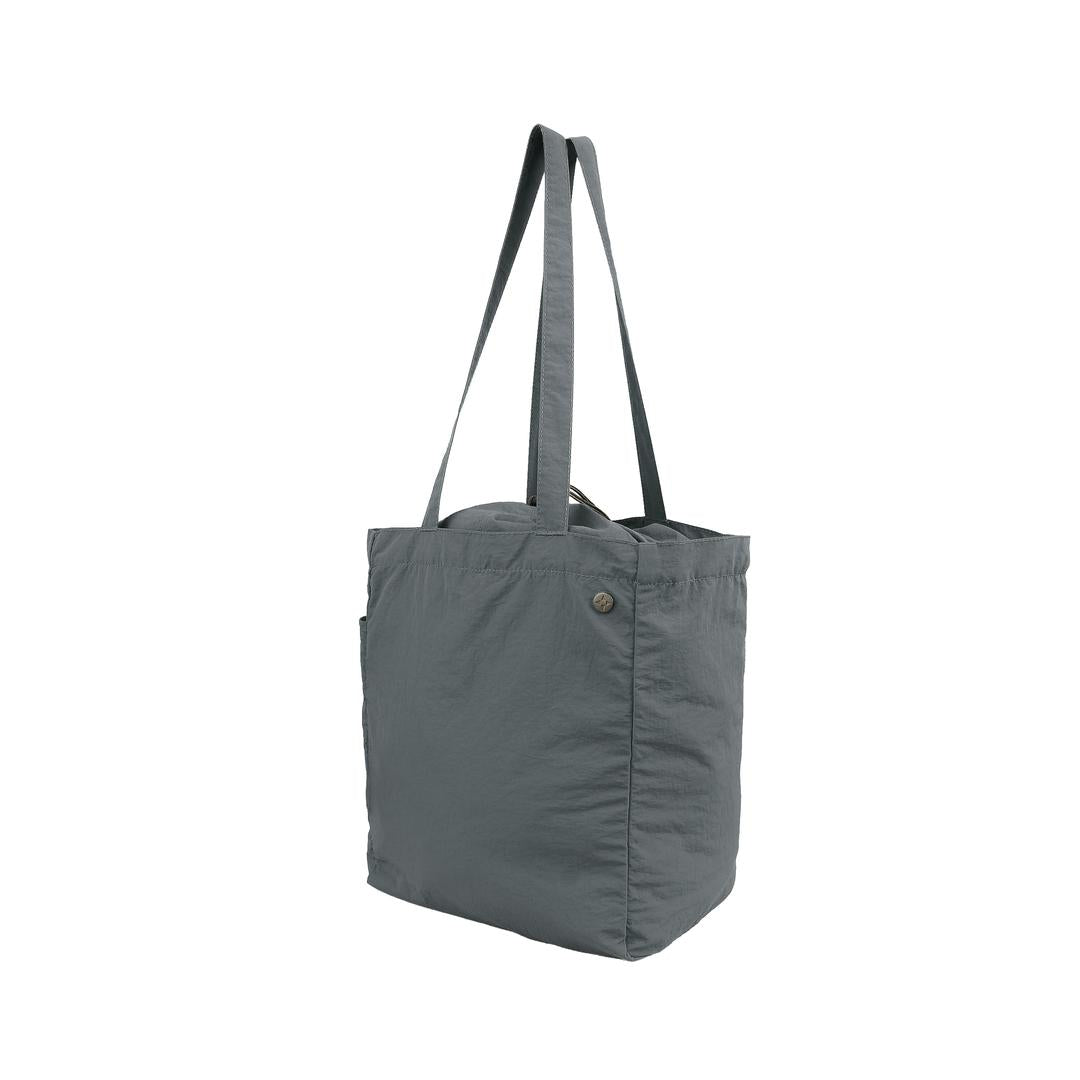 WORLD TRAVELLER Pocket Tote Bag
